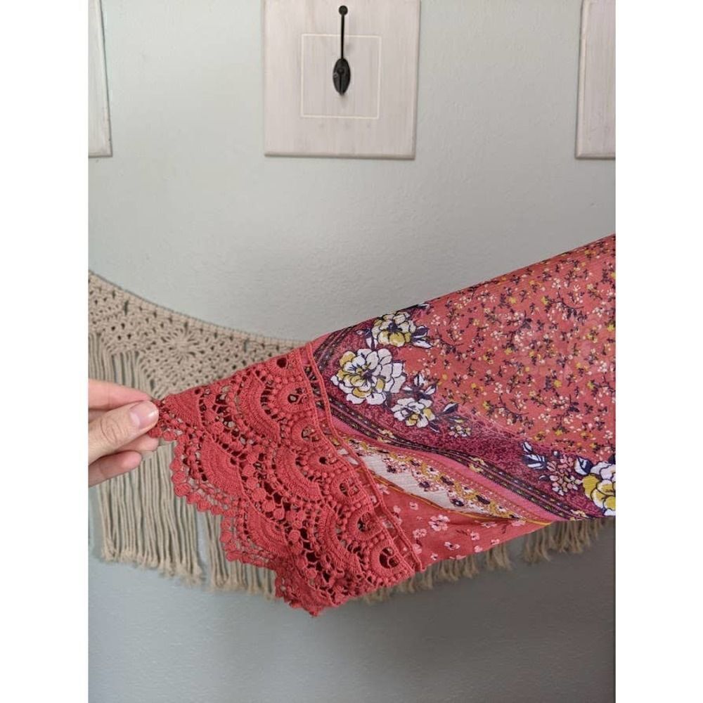 Altar'd State Kimono with 3/4 Lace Sleeves - Picture 5 of 8